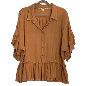 UMGEE Linen/Rayon Ruffled top with lace